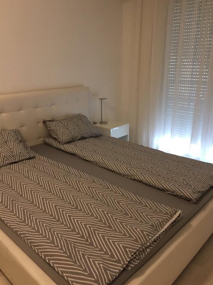 MODERNO NAMESTEN 4-SOBEN STAN VO TAFTALIDZE, GORGI DIMITROV
