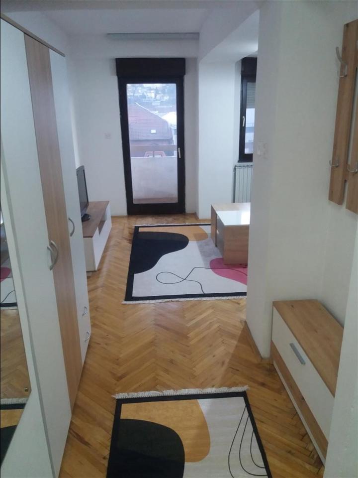 Se izdava stan vo Centar