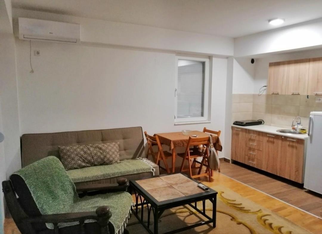 I am renting/selling a new two-room apartment