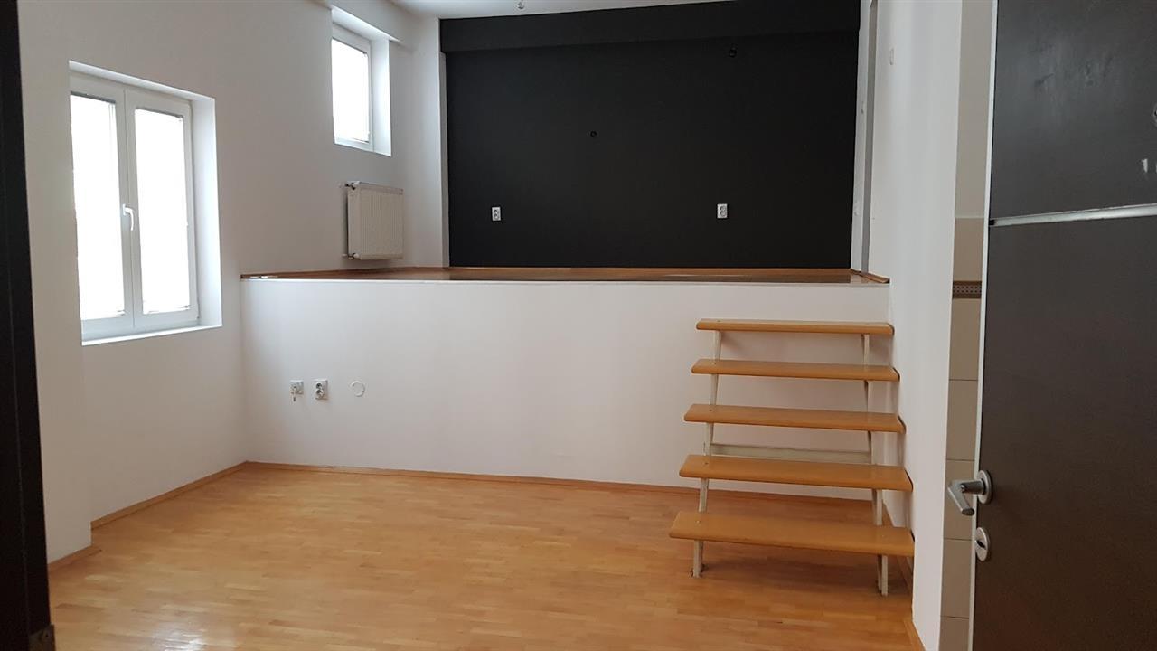 Se izdava stan od 35m2 vo Debar Maalo