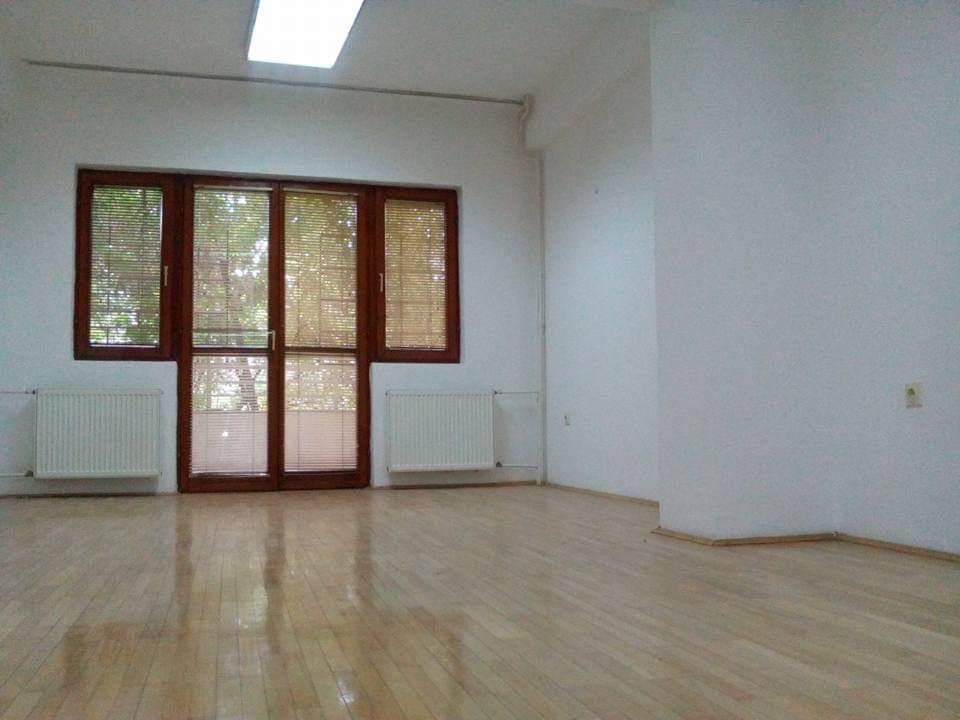 Se izdava prazen stan vo Micurin