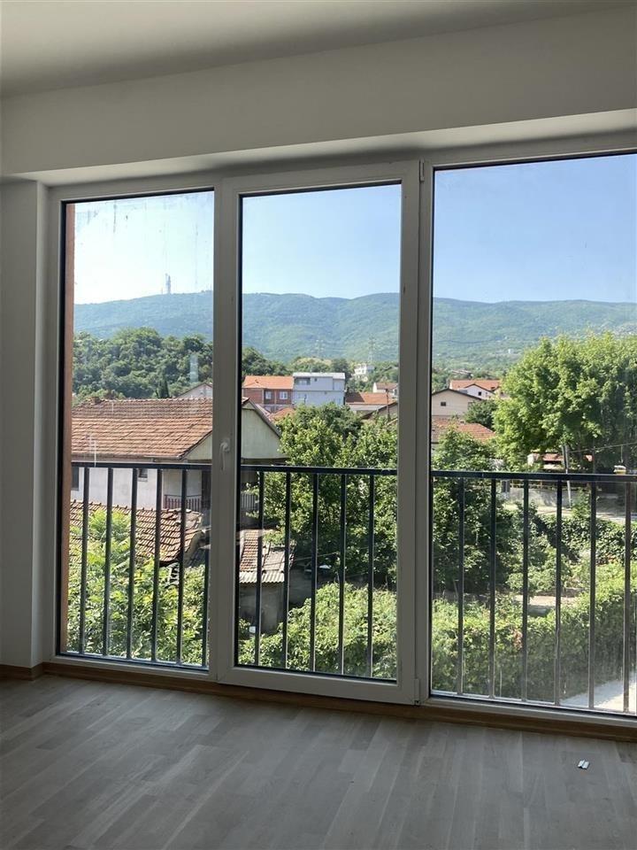 SAVIC PRODAVA STAN VO TAFTALIDZE 2