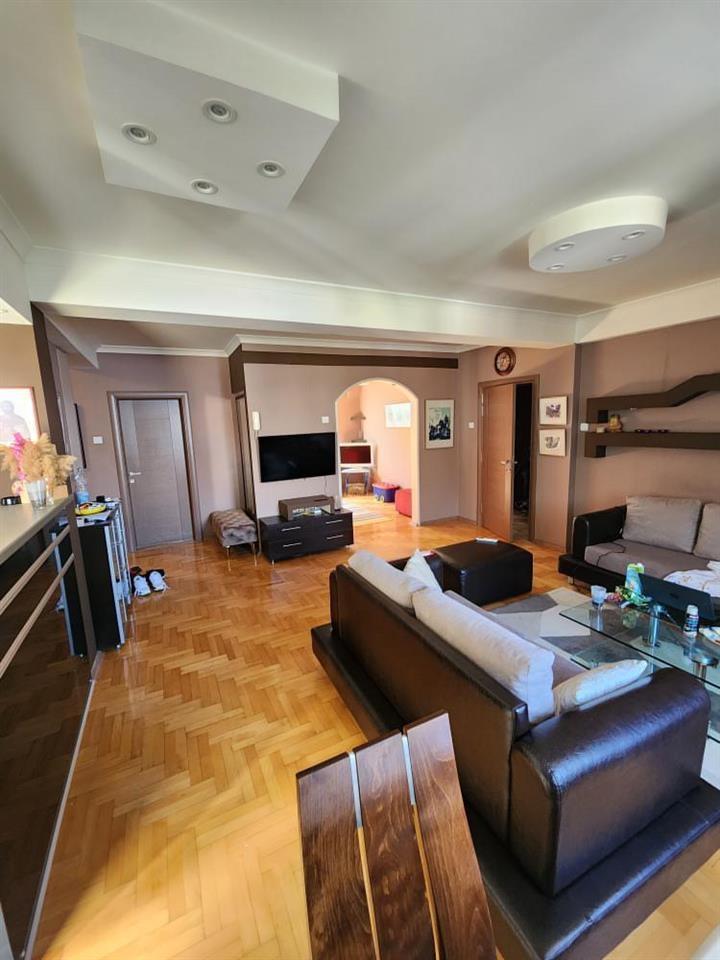 Se izdava stan 91m2 vo blizina na Pestaloci