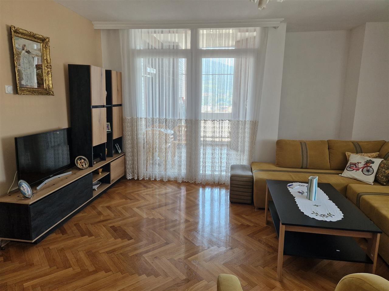 Komforen stan vo strog Centar 86m2
