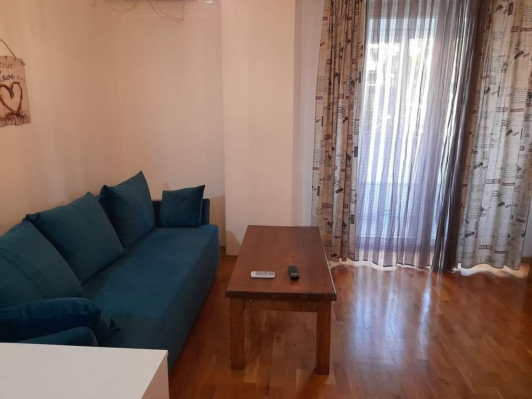 Se izdava namesten stan od 47m2 vo Kisela Voda