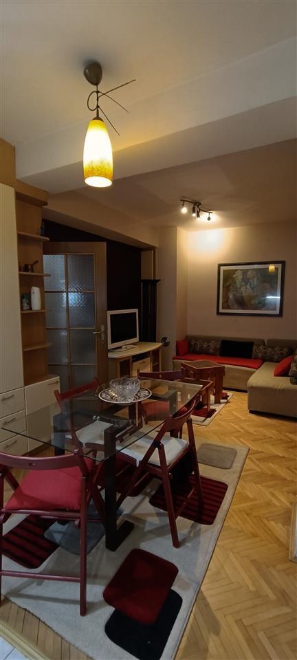 AB apartment in Center