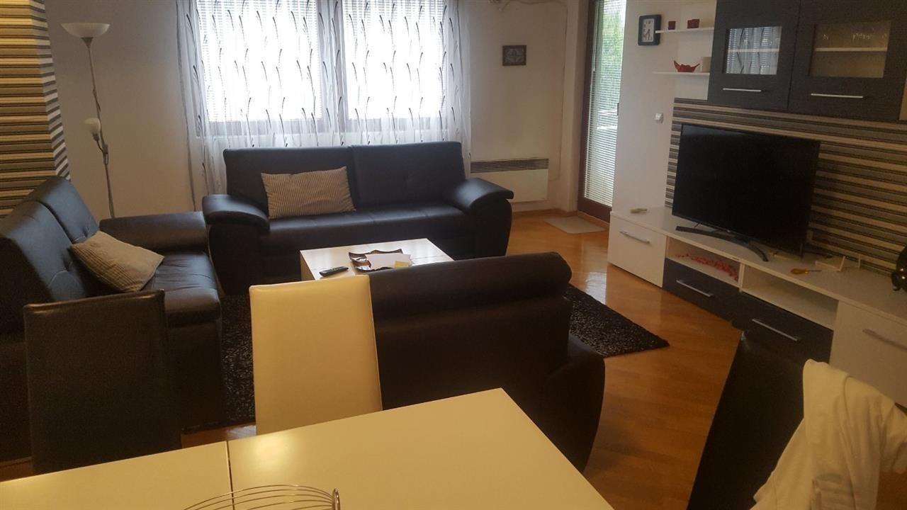 Nov namesten 125m2 cetvorosoben Vodno