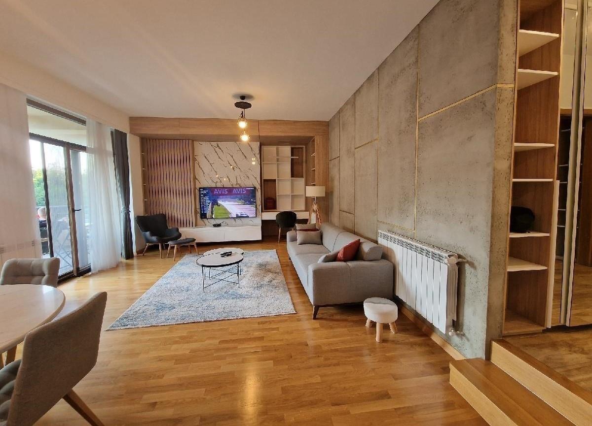 Se izdava nov luksuzen stan na Vodno 132 m2