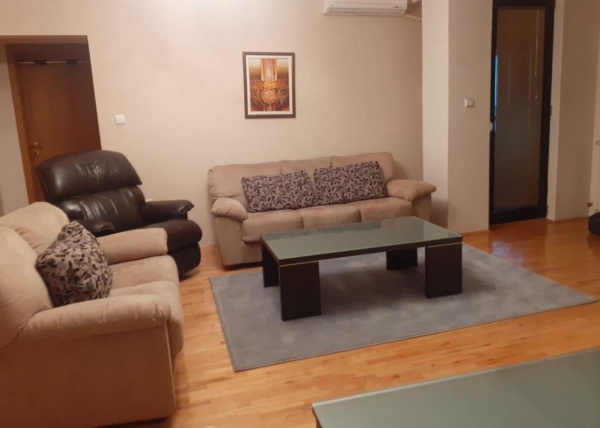Super 2-room apartment for rent near Mlechen