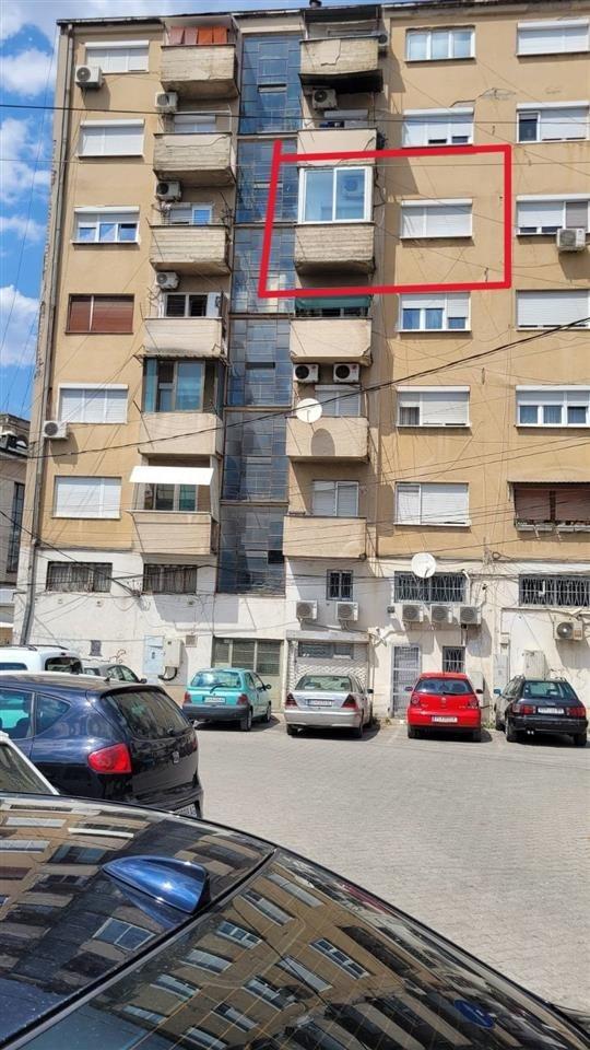 Apartment for rent for business space