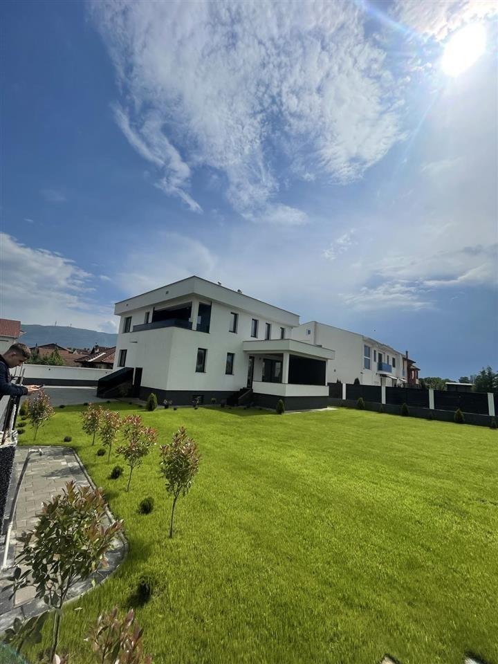 SAVIĆ IS RENTING A HOUSE IN BARDOVCI