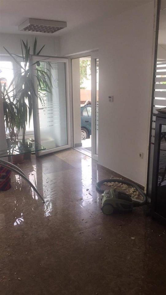 STAN NA VODNO ZA DELOVEN PROSTOR