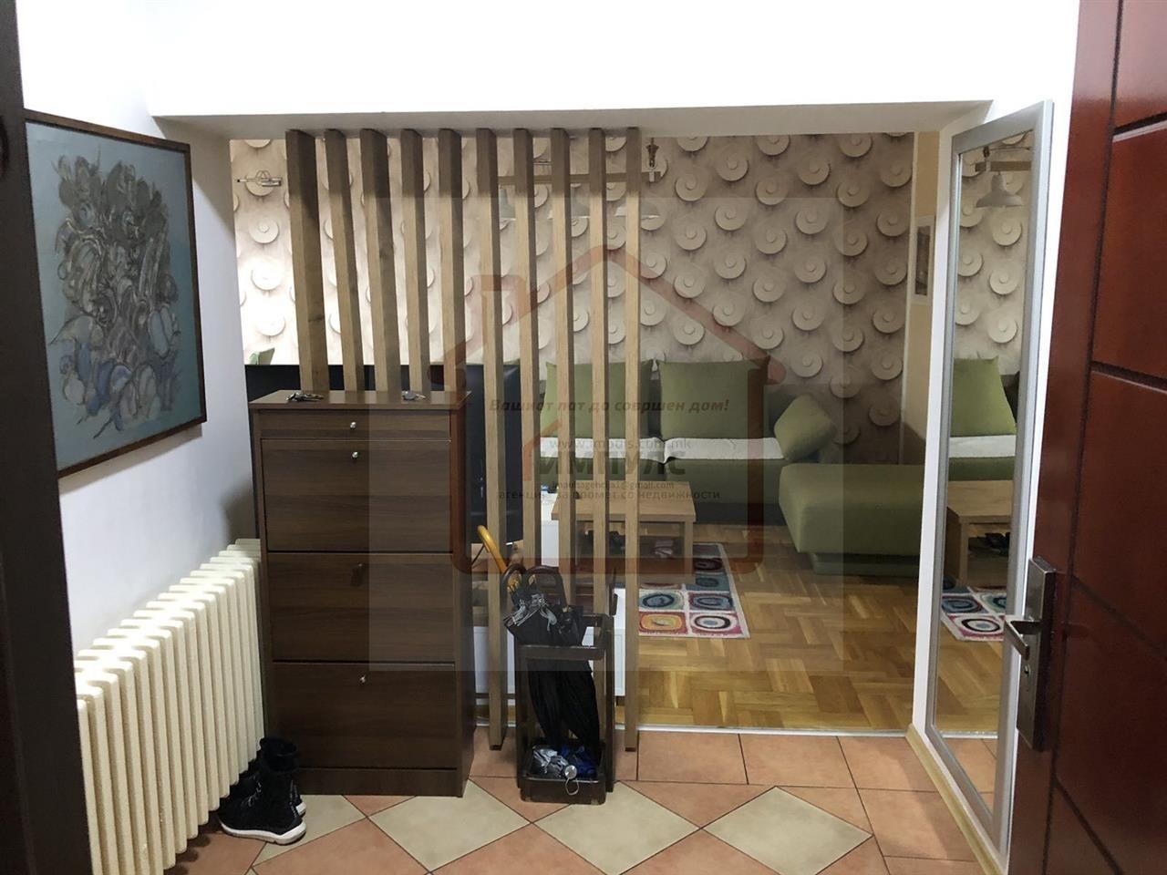 COMFORTABLE THREE-ROOM APARTMENT IN AN ATTRACTIVE LOCATION IN KARPOSH