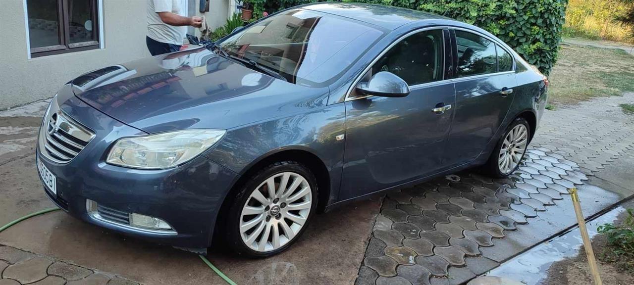 Opel insignia 2.0 Cdti 118kw -160ks 2009 godina