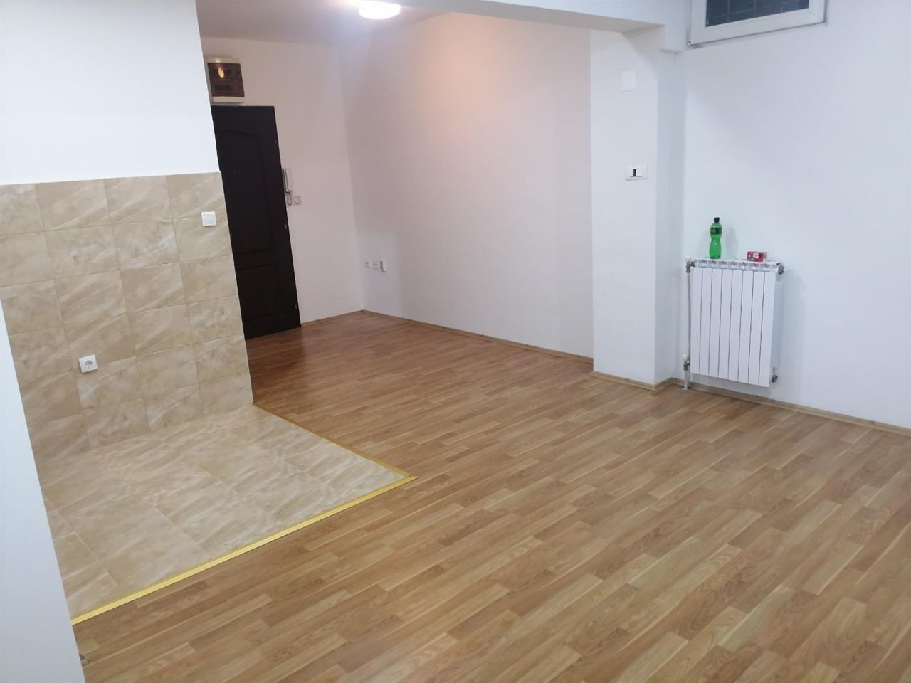 Se izdava garsonjera 29m2 vo Centar