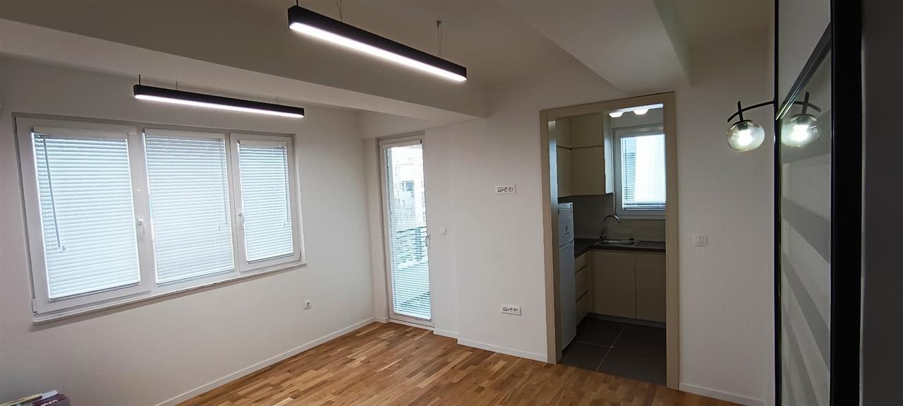 A newly built apartment for rent in Chrom