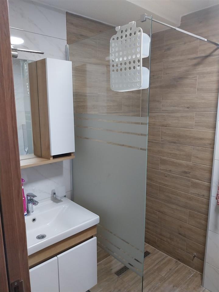 se IZDAVA PRAZEN STAN vo Karpos 1