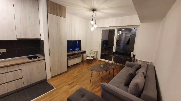 MODERNA GARSONIERA VO KARPOSH 3, GITY GARDEN