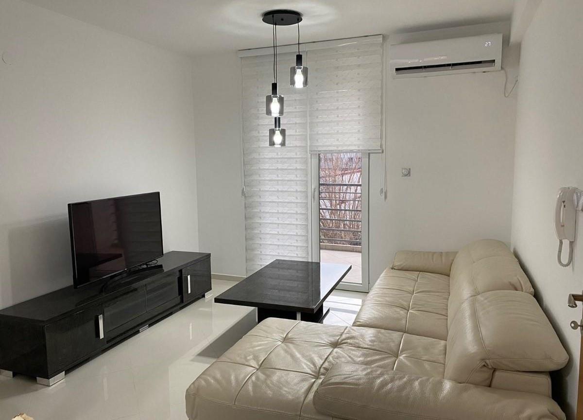 Iznajmuvame stan 70m2 vo Centar