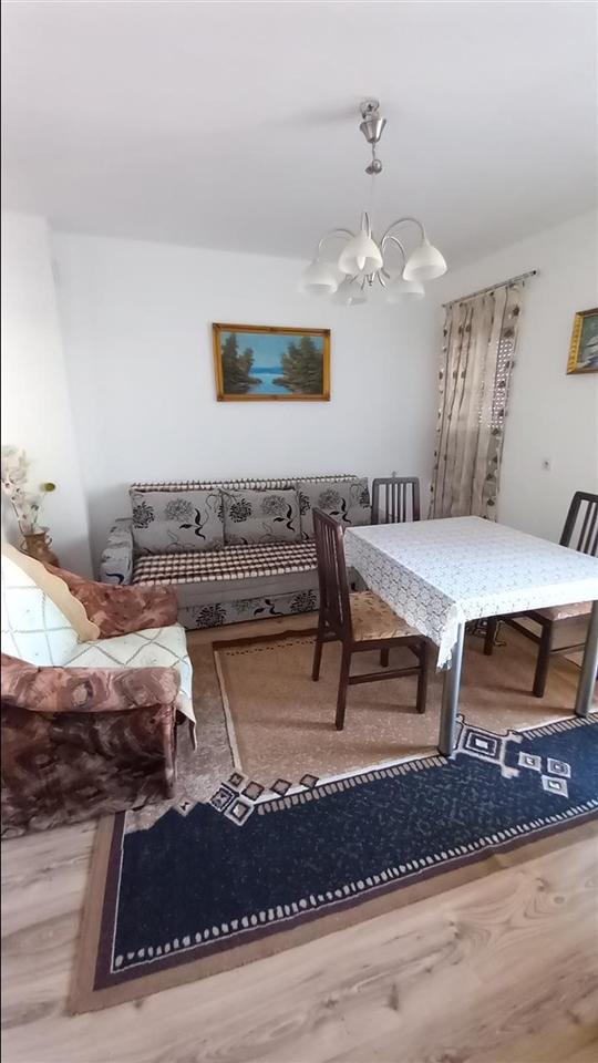 Apartment/renovated