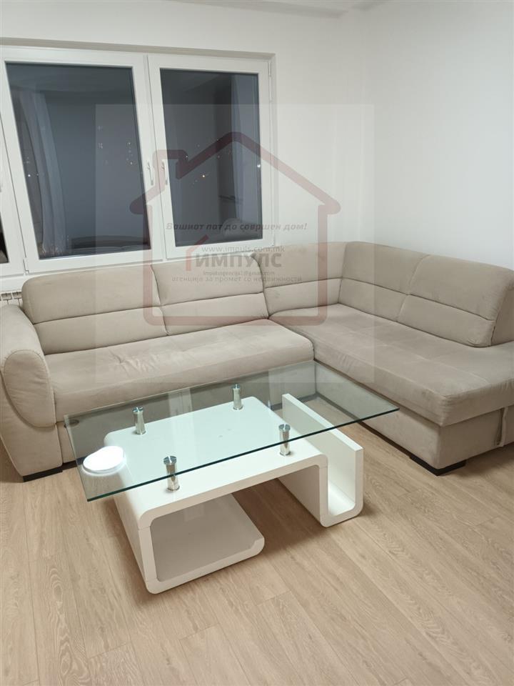 TWO-ROOM APARTMENT IN A SUPER LOCATION IN N. LISICHE