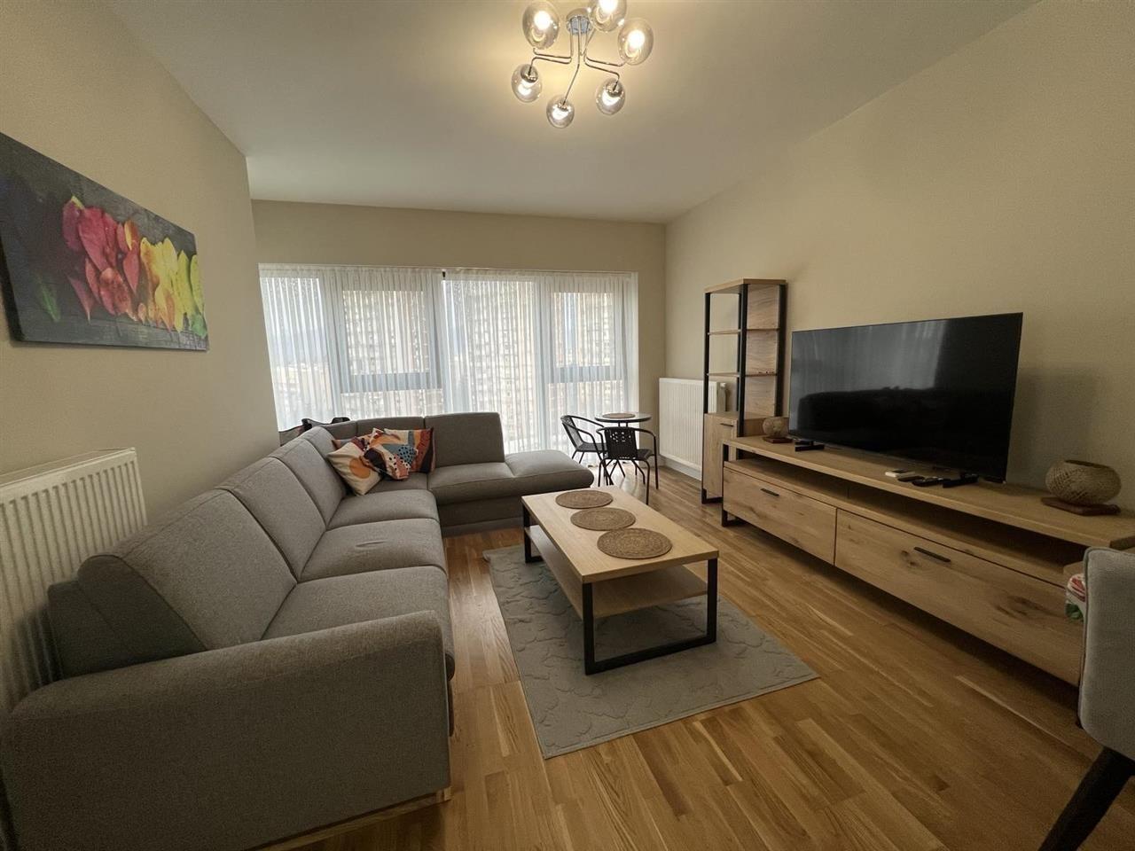 Nov namesten trosoben 80m2 Centar Limak