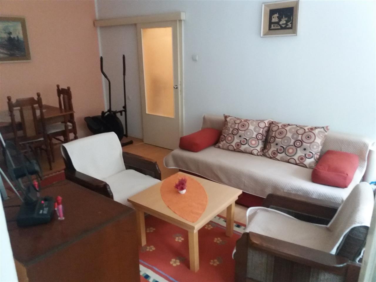 Apartment in Karposh 3