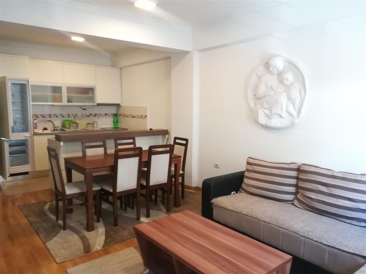 Prekrasen stan na odlicna lokacija vo Debar Maalo