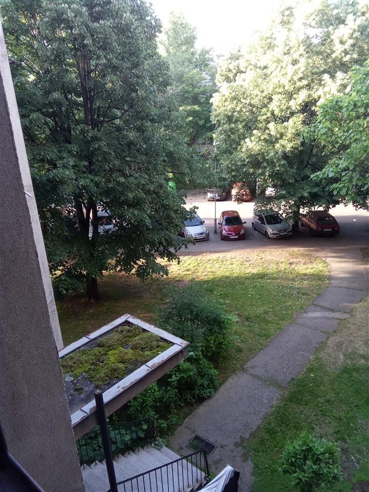 I am renting an apartment in Karposh, 300 meters from City Mall