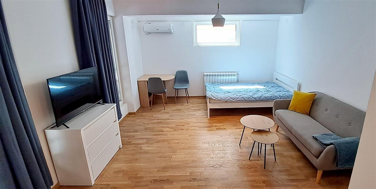 Prekrasna Garsonjera vo Centar Bunjakovec, Nova zgrada