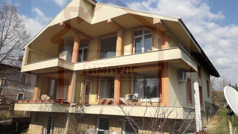 FLOOR OF A HOUSE IN AN ATTRACTIVE LOCATION-BARDOVCI