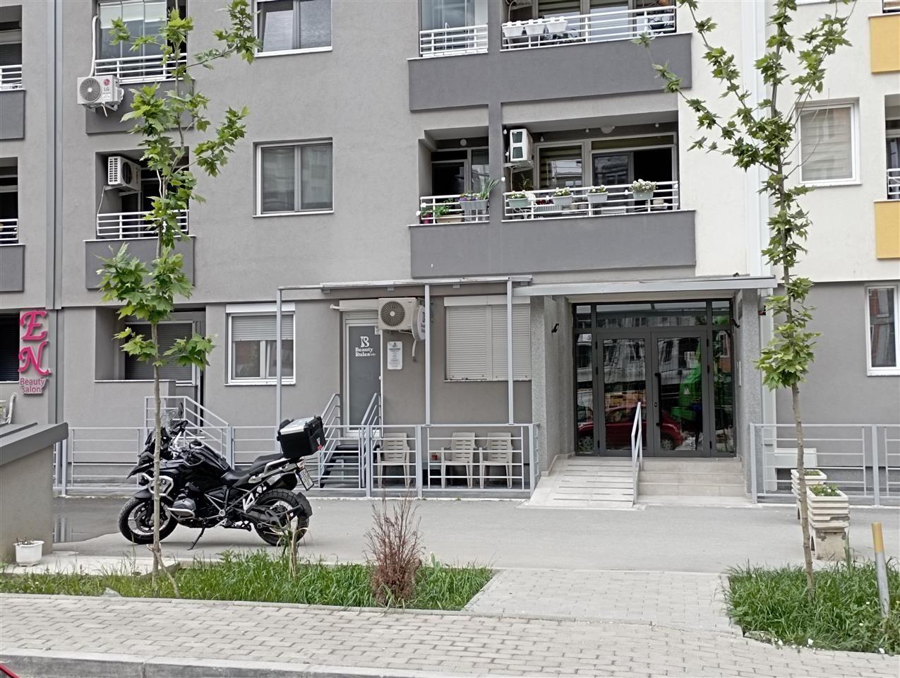 APARTMENT FOR RENT FOR BUSINESS SPACE IN AIRPORT