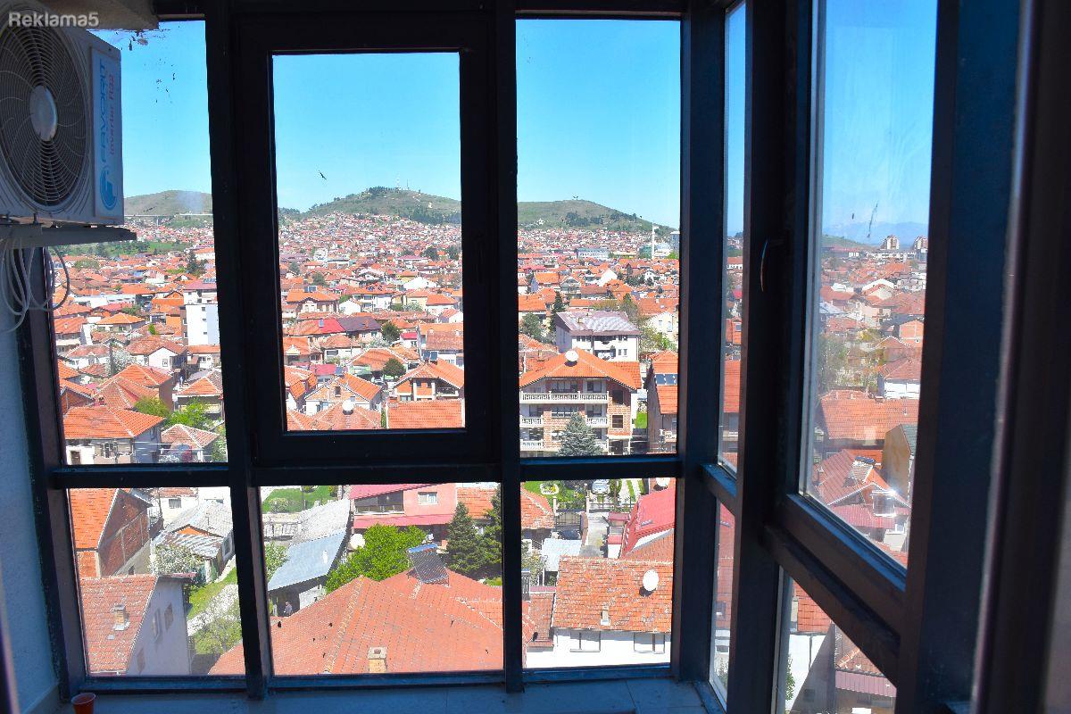 Three-room apartment in Aria, 91m2