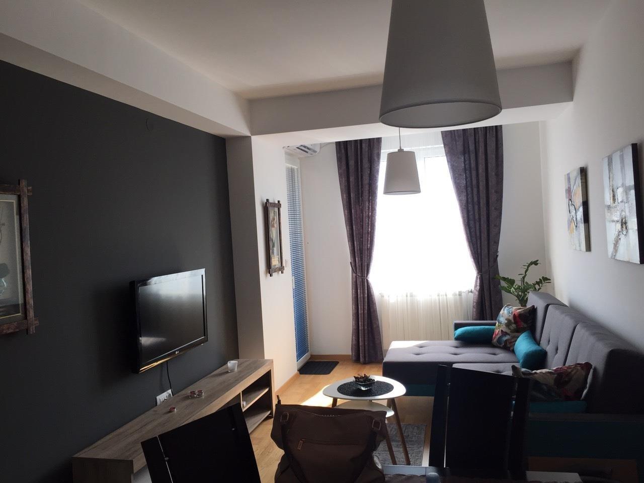 Se iznajmuva moderno ureden stan vo Karposh Mida