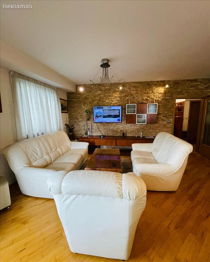Furnished apartment for sale in the center/universal