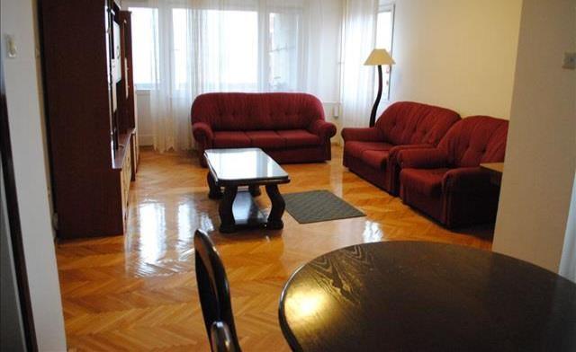 Se izdava stan od 76m2 vo Aerodrom