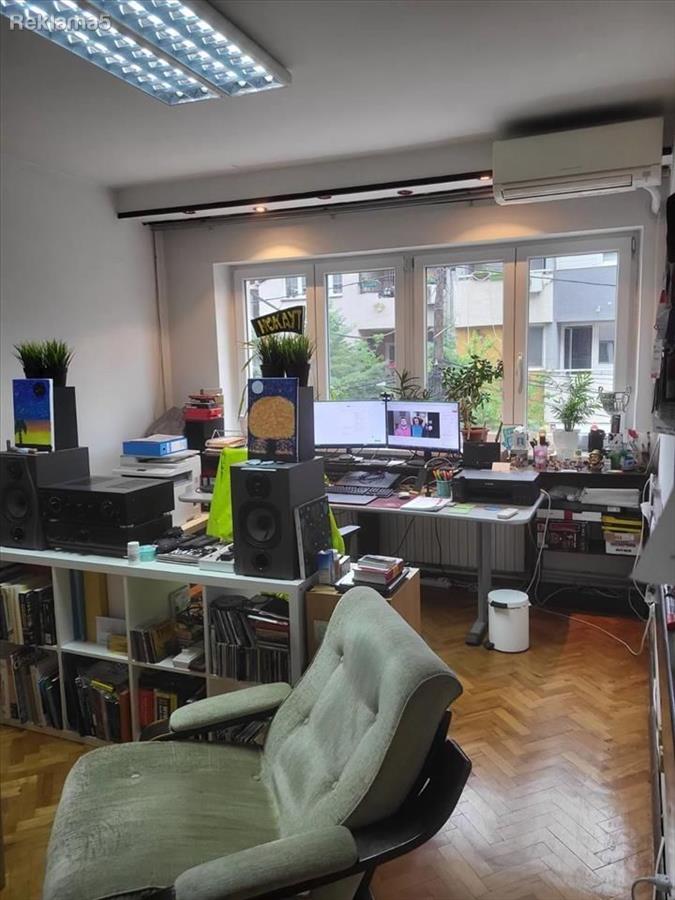 SAVIĆ IS SELLING AN APARTMENT IN CENTER-UNIVERSAL HALL