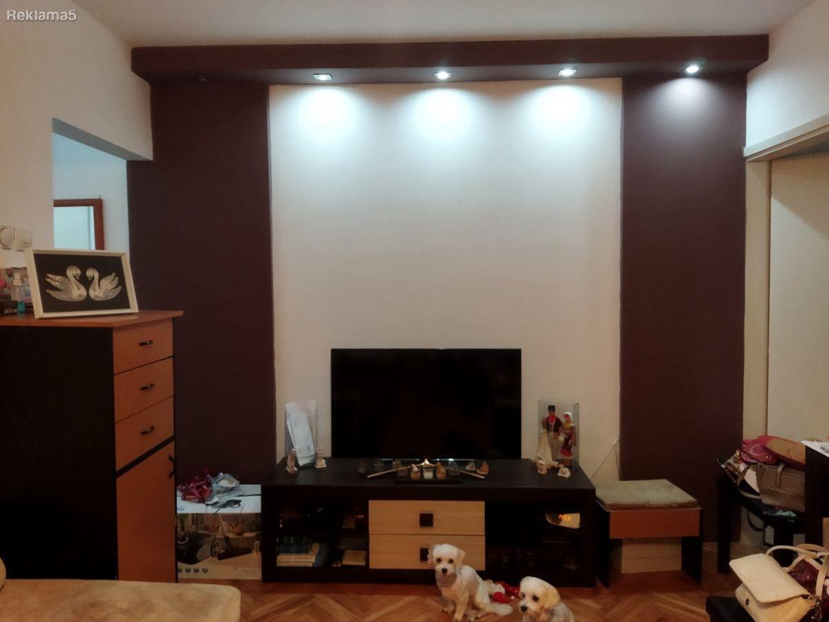 Se prodava stan vo ruskite zgradi vo Karpos 4