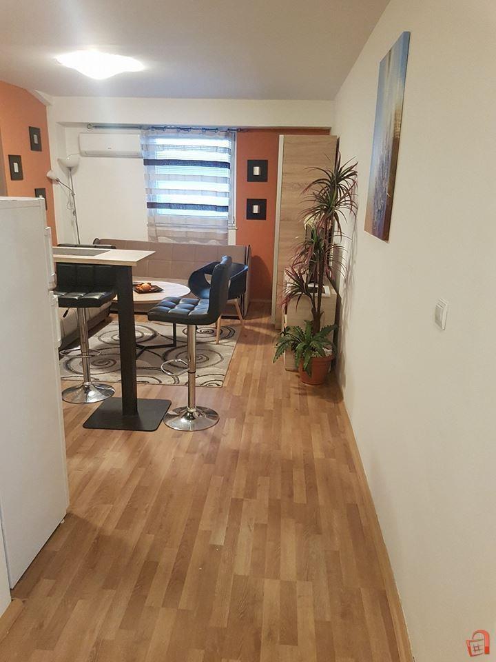 Modernly decorated studio apartment, end of Vlae, beginning of Gjorce