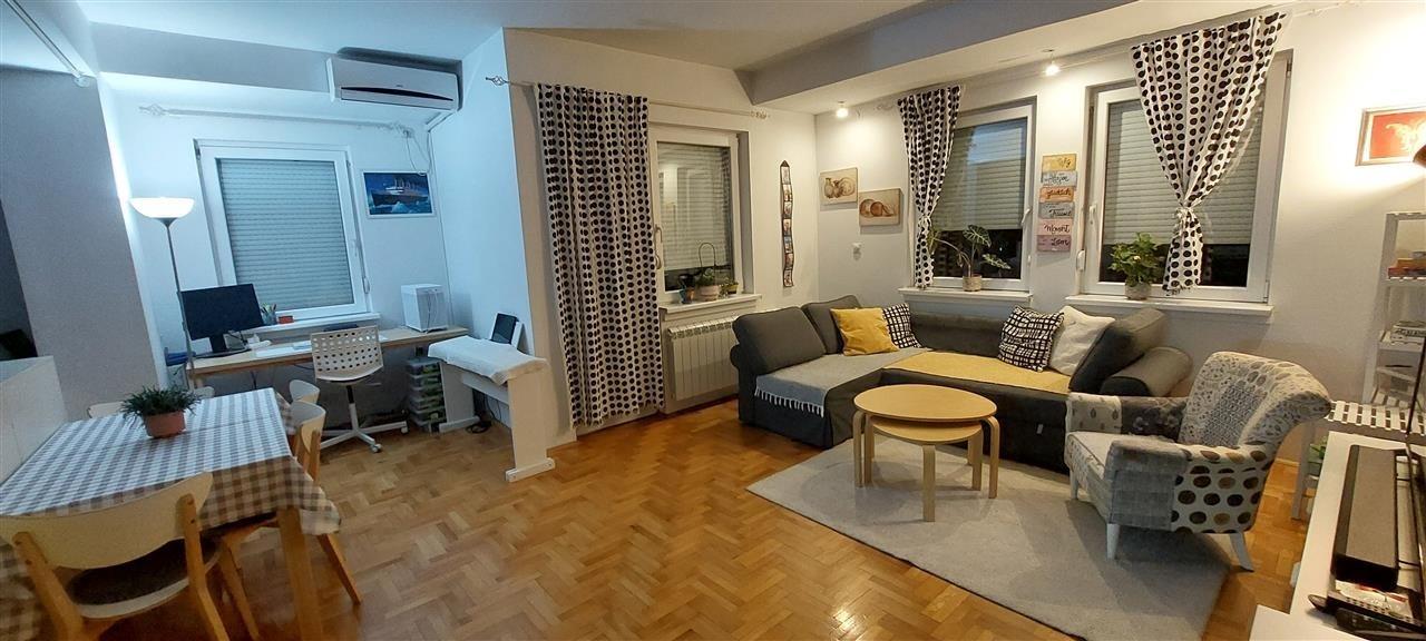 Modern and fully furnished apartment for rent