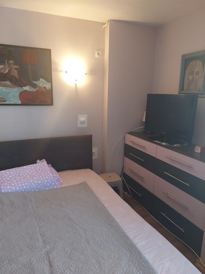 I am renting a furnished apartment opposite Skopje City Mall