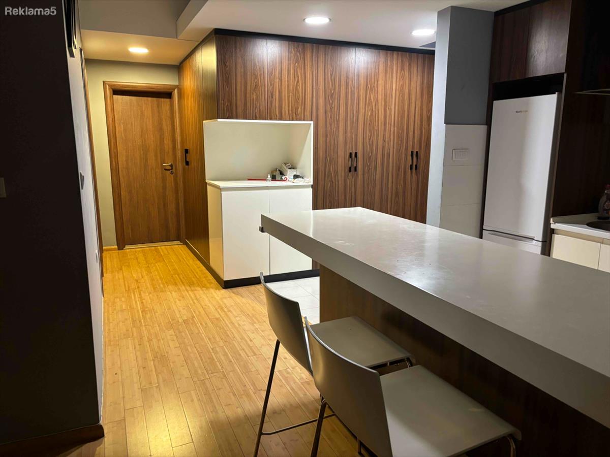 I am selling an apartment!
