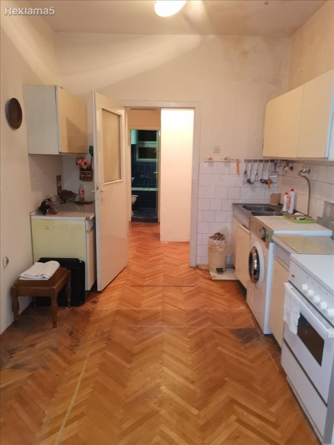 SE PRODAVA STAN- KAPISTEC
