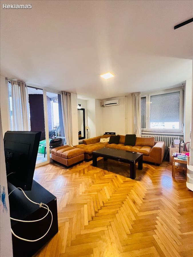 FOR SALE FURNISHED 76M2 APARTMENT IN THE CENTER - CITY WALL