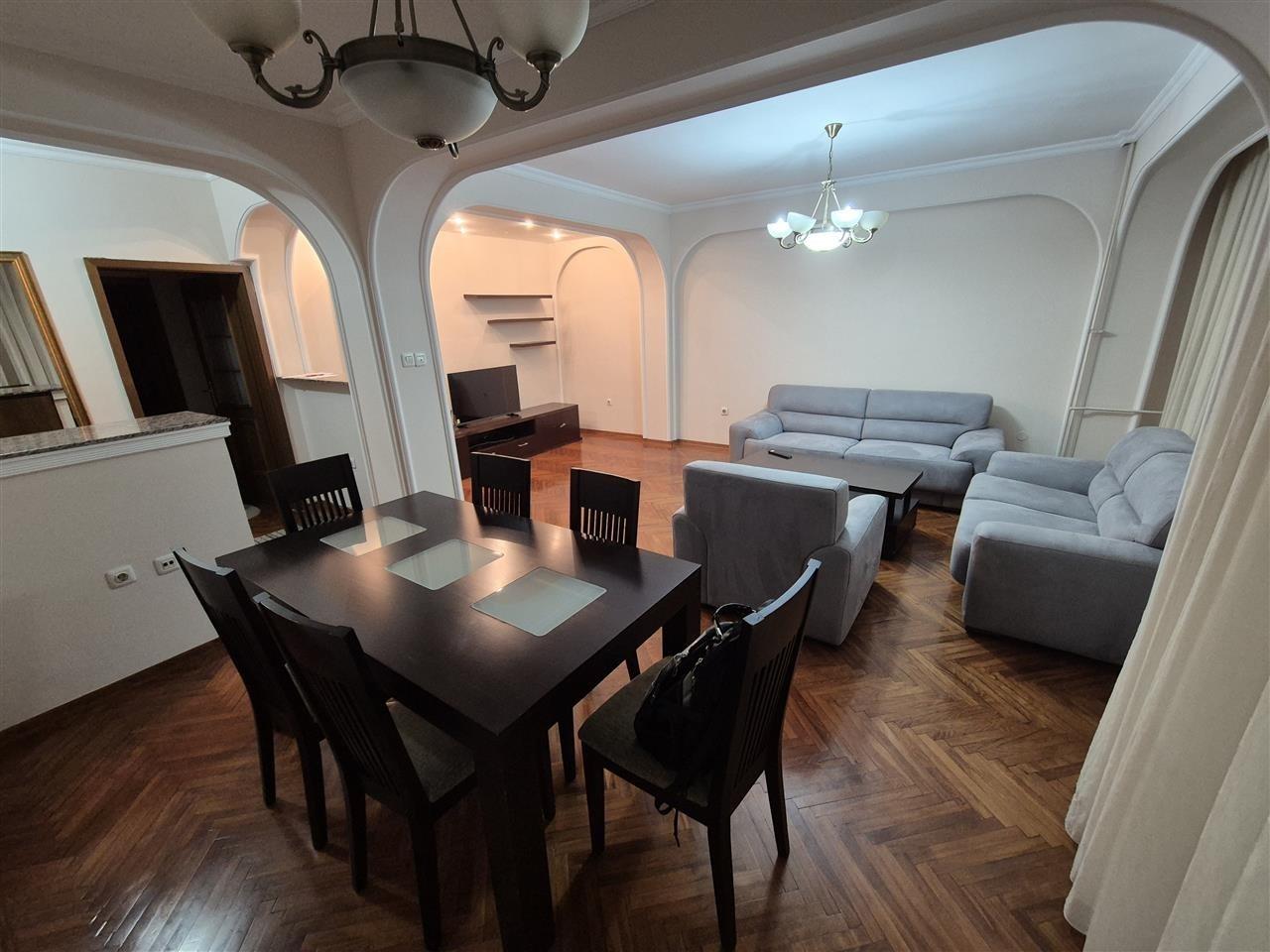 Trosoben stan vo Taftalidje (Pedagoska)