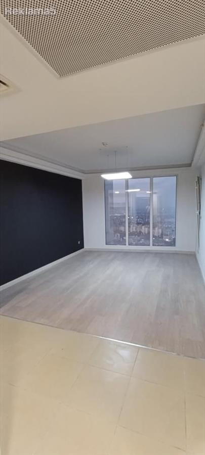 Se prodava 51m2 gevahir nenamesten 33kat