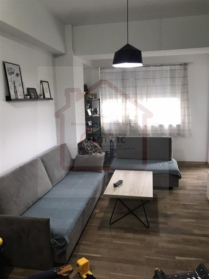 COMFORTABLE TWO-ROOM APARTMENT LOCATED AT THE AIRPORT, MICHURIN