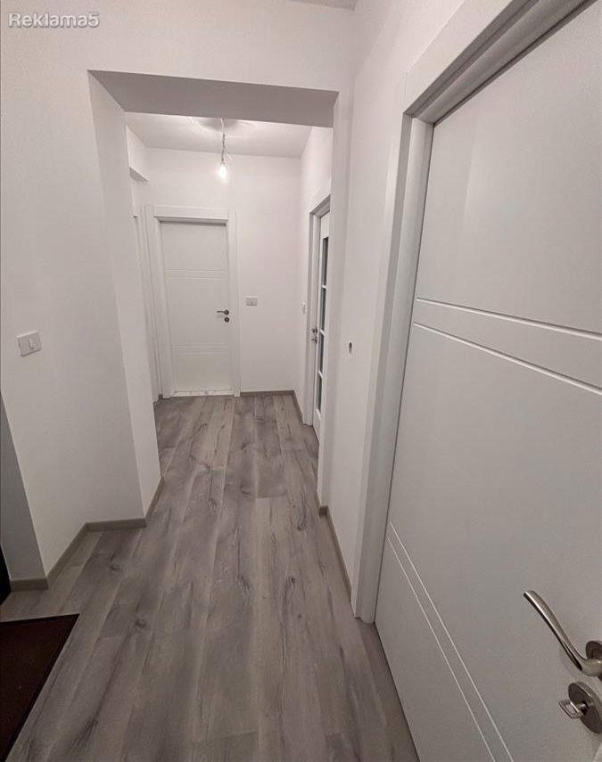 Se prodava stan 96m2 na Vodno