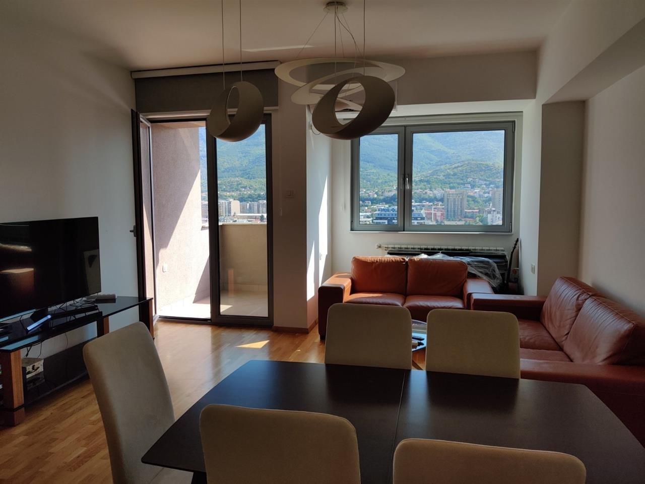 SE IZDAVA DVOSOBEN STAN VO KARPOSH 3, CITY TOWER