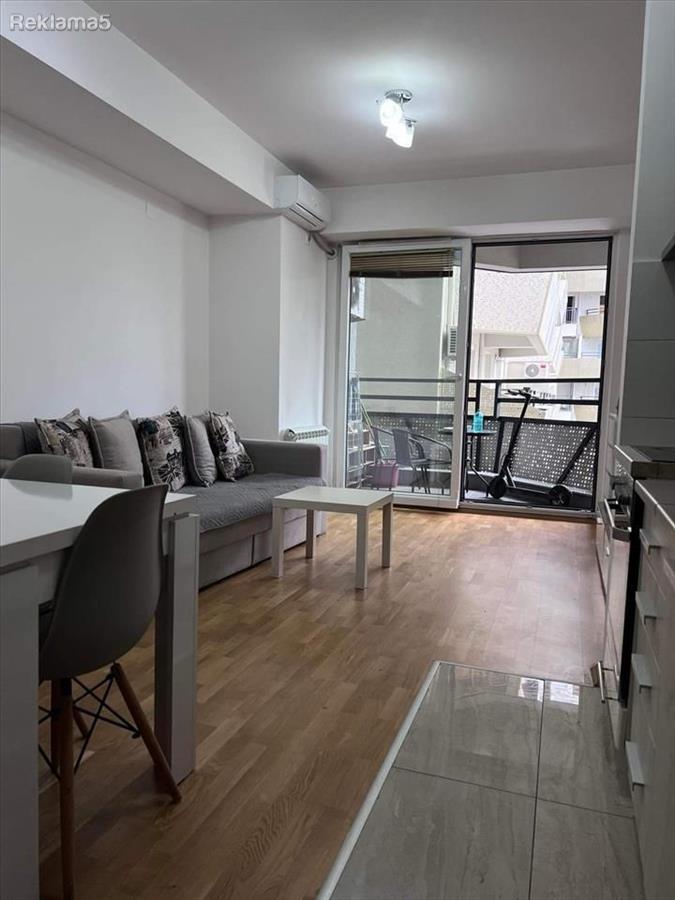SE PRODAVA NAMESTENA GARSONIERA VO KARPOSH 3, CITY GARDEN